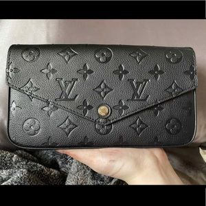 Very High Quality Louie